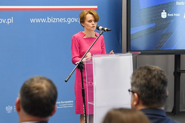 Warszawa, 29.04.2019. Minister przedsiębiorczości i technologii Jadwiga Emilewicz podczas konferencji na temat programu Energia Plus.