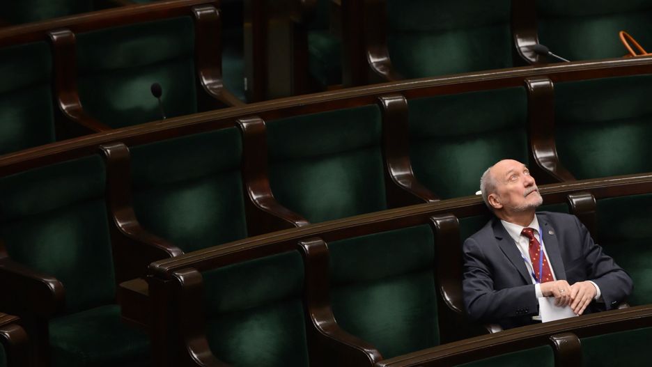 Znajomość Olszewskiego z Antonim Macierewiczem sięga czasów głębokiego PRL-u