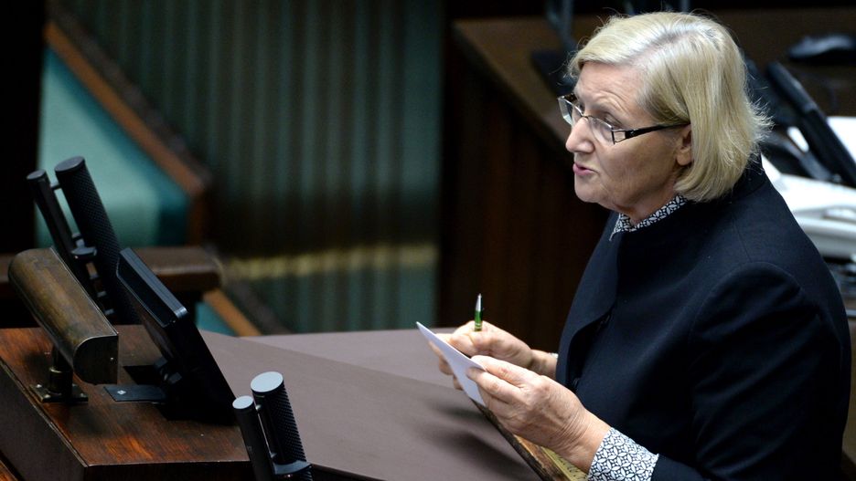 Posłanka Józefa Hrynkiewicz stanie przed sejmową komisją etyki