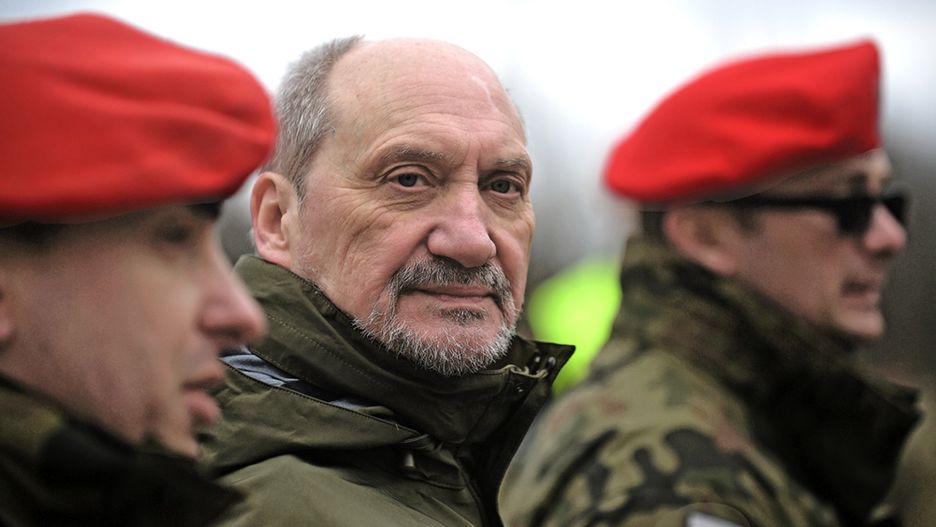 Antoni Macierewicz nie będzie pobierał wynagrodzenia za przewodniczenie podkomisji smoleńskiej