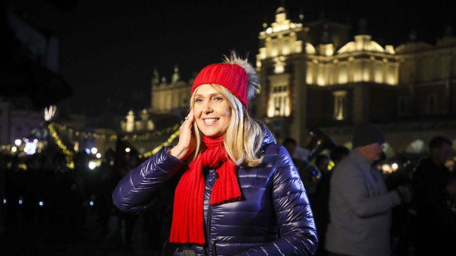 Ewa Wachowicz na Rynku Głównym w Krakowie