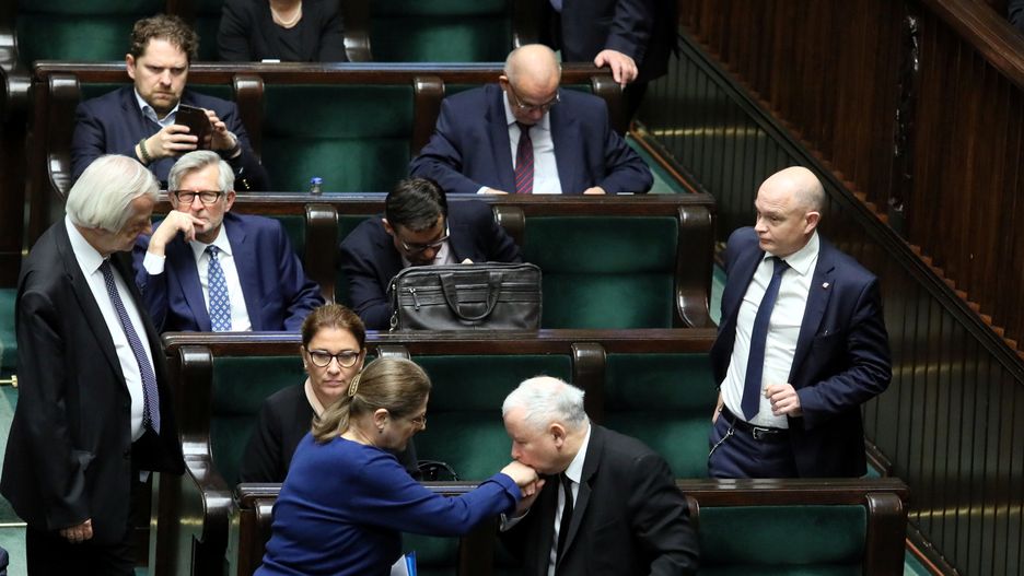 Krystyna Pawłowicz napisała w mediach społecznościowych, że jej czas w polityce dobiegł końca