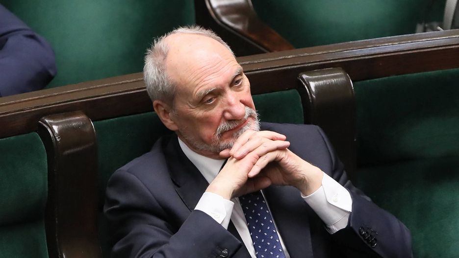 Antoni Macierewicz był szefem MON do 9 stycznia 2018 roku