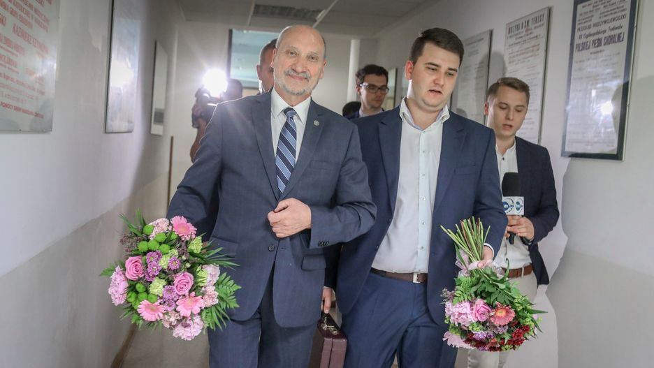 Misiewicz opublikował swoją niespodziankę na Twitterze
