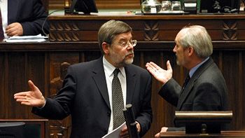 Wicemarszałek Sejmu Tomasz Nałęcz i Antoni Macierewicz