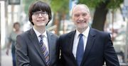 Antoni Macierewicz zwolnił swojego 20-letniego doradcę. Edmund Janniger kończy swoją krótką karierę w MON