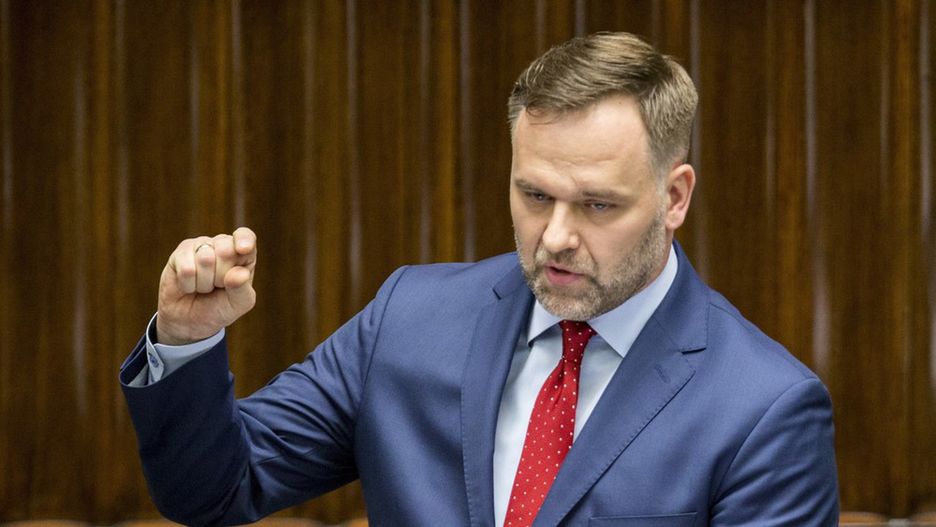 Dawid Jackiewicz przekazał nagrodę. Ale w sposób inny, niż oczekiwał tego Jarosław Kaczyński