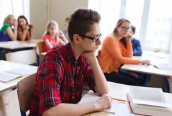 "Uczę się w weekendy". Reforma edukacji zabija dzieciństwo 7-klasistów