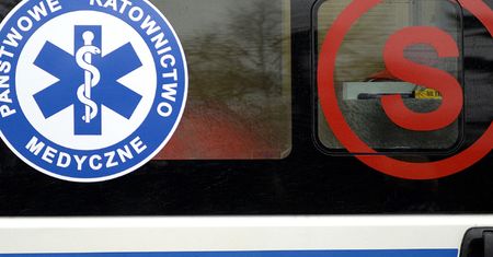 Wypadek w Warszawie. Dziecko wypadło z okna na 5. piętrze