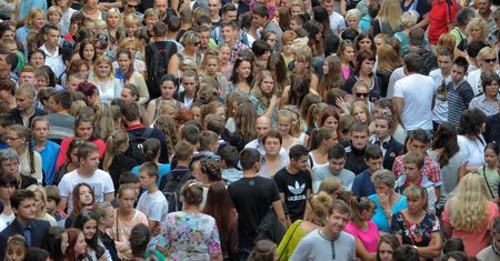 Sondaż CBOS: coraz mniej Polaków pozytywnie ocenia sytuację w Polsce