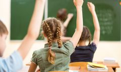 Lekcja religii zamiast obiadu w szkole