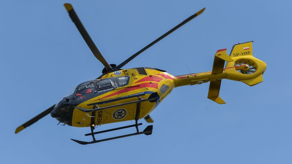 Chłopiec śmigłowcem został przetransportowany do szpitala