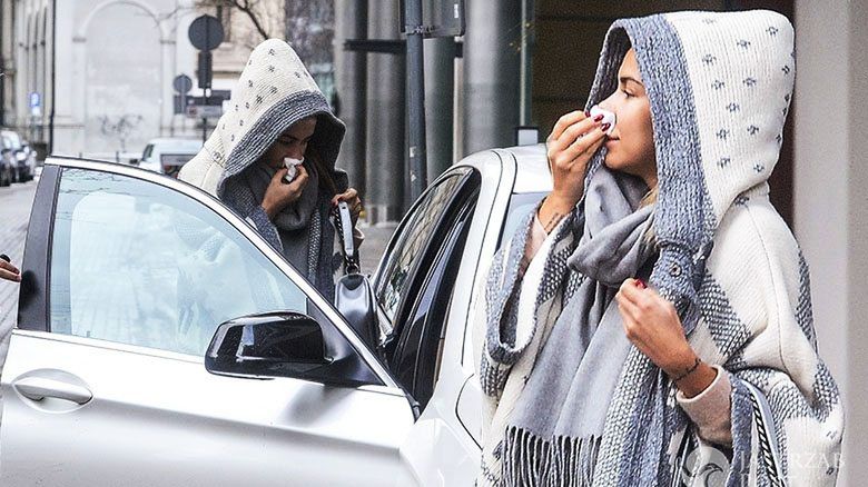 Natalia Siwiec opuszcza klinikę po zabiegu udrażniania zatok