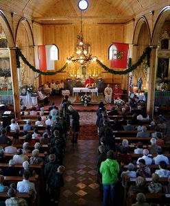 Kościoły otwarte w Niedzielę Wielkanocną. Parafie czekają na decyzję rządu