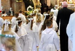 Nie chcą iść na komunię bliskich. Wszystko przez pieniądze