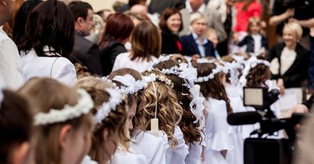 Gdzie jest kasa z Komunii? Jeśli jej nie przepuścisz, możesz na niej zarobić