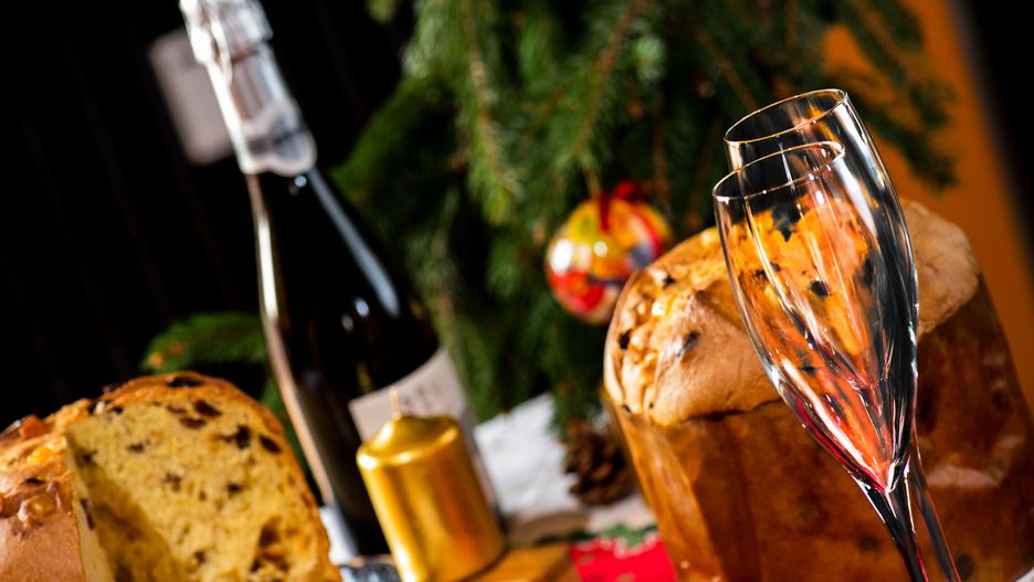 Wiele świątecznych potrwa zawiera alkohol 