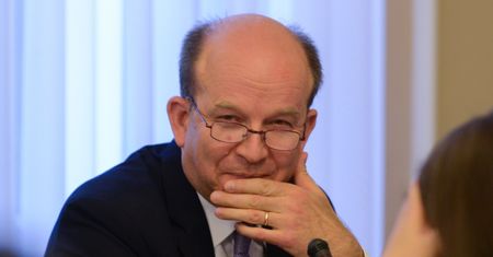 Radziwiłł: to bunt lekarzy. Mówi o przerostach zatrudnienia w szpitalach
