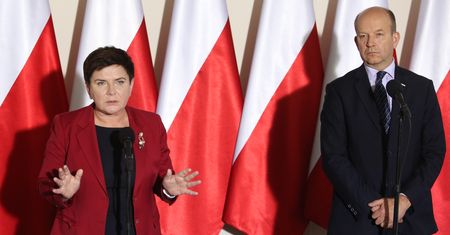 Szydło obiecała krótsze kolejki do lekarzy. "Mój synek ma termin wizyty na 2020 rok"