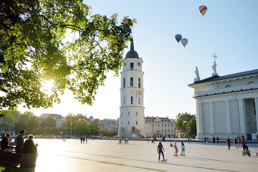 Samochodem nie tylko po Polsce. Pomysł na city break za granicą