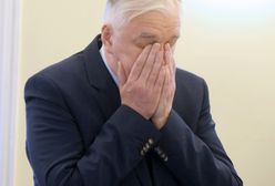 Burza w sieci po słowach wicepremiera Gowina. "Wyślij SMS Pomagam"