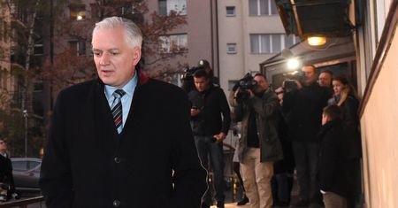Koronawirus w Polsce i wybory prezydenckie. Dymisja Jarosława Gowina. Co dalej z liderem Porozumienia?
