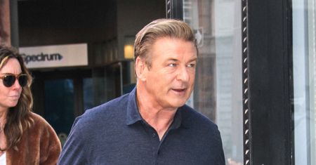 Alec Baldwin odwołał pozew o pomówienie? Polak oskarżył aktora o napaść