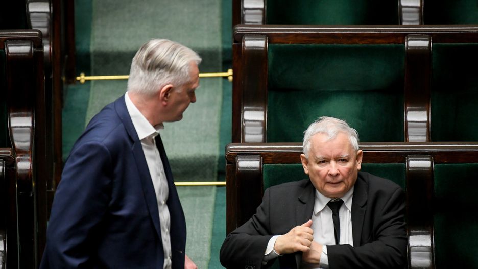 Koronawirus w Polce. Jarosław Kaczyński miał postawić Jarosławowi Gowinowi ultimatum ws. wyborów