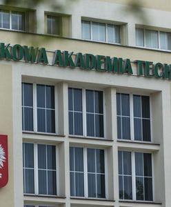 Kwarantanna w akademiku Wojskowej Akademii Technicznej. Studentka zabrana do szpitala