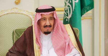 Koronawirus. Król Arabii Saudyjskiej pokryje koszty leczenia każdego zakażonego