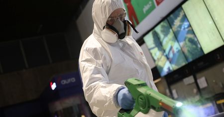 Kursy walut a koronawirus. Inwestorzy wierzą w działania rządów