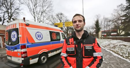 Koronawirus w Polsce. Lekarz pogotowia w Zielonej Górze: niektórym udziela się niepokój