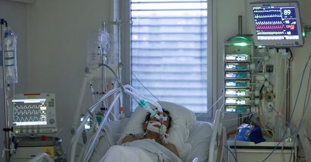 Koronawirus. Respiratory mogą uszkodzić płuca? Lekarze zaniepokojeni