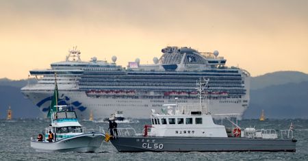 Koronawirus z Chin. Już 20 zarażonych osób na pokładzie Diamond Princess. Na pokładzie wycieczkowca są Polacy