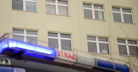 Zamknięty SOR w szpitalu w Tarnowie. Kobieta z podejrzeniem koronawirusa