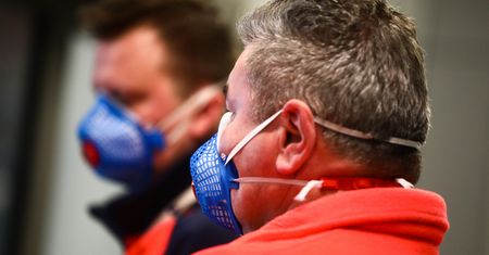 Poszukiwania około 300 osób. Mogły zarazić się koronawirusem na imprezie w Niemczech