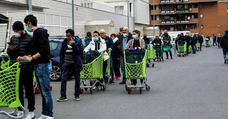 Koronawirus we Włoszech. Specjaliści przewidują, kiedy skończy się epidemia