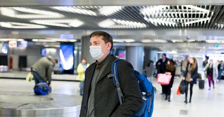 Obowiązkowe maseczki ochronne dobrym rozwiązaniem przeciwko koronawirusowi? WHO nie zmienia zdania