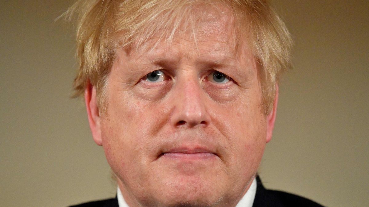 Boris Johnson trafił na oddział intensywnej terapii w poniedziałek wieczorem.