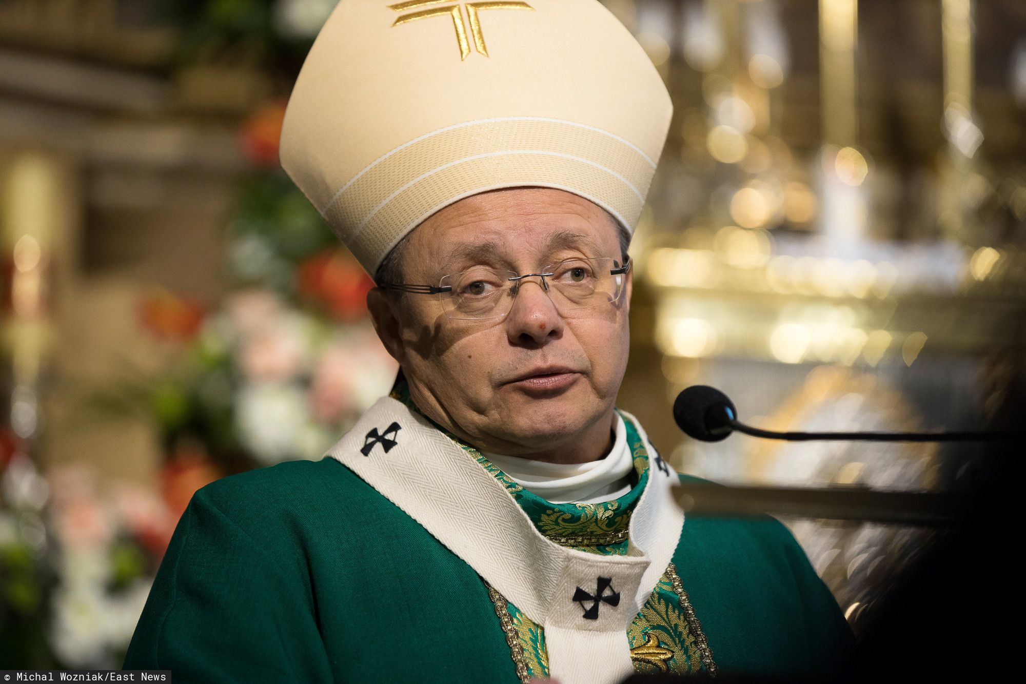 Koronawirus w Polsce. Abp Grzegorz Ryś zaapelował do wiernych o pozostanie w domach
