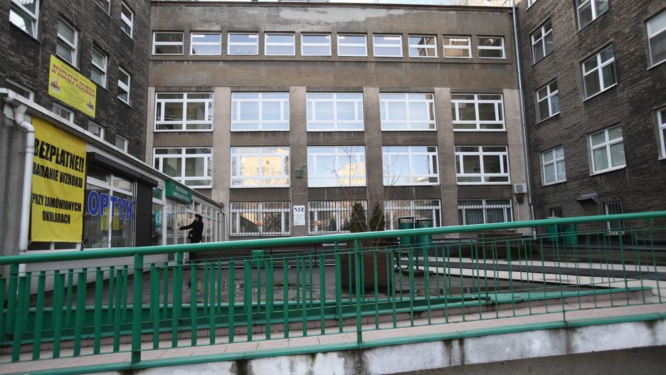 Koronawirus w Warszawie. Lekarz z Samodzielnego Publicznego Szpitala Klinicznego im. prof. W. Orłowskiego zakażony COVID-19 / foto ilustracyjne wyk. 2018-01-03