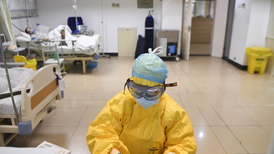 Wiceminister zdrowia poinformował w piątek o wynikach ponownych badań przeprowadzonych u pacjentów ewakuowanych z Wuhan.