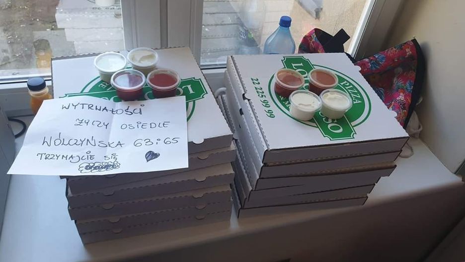 Koronawirus w Warszawie: Mieszkańcy wpierają lekarzy.