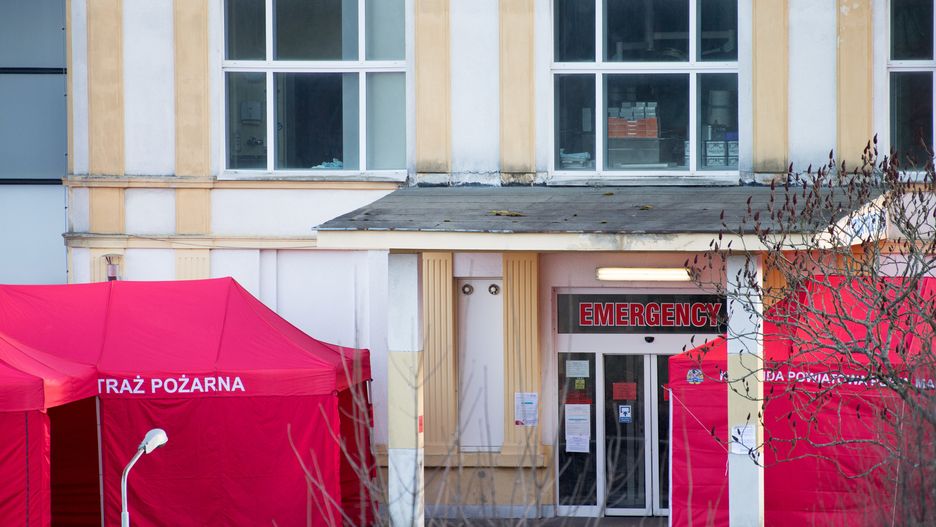 Koronawirus w Polsce. Ministerstwo Zdrowia przekazało smutne informacje