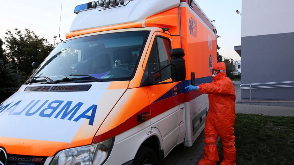 Koronawirus w Polsce. Ministerstwo Zdrowia wprowadza nowy zakaz.