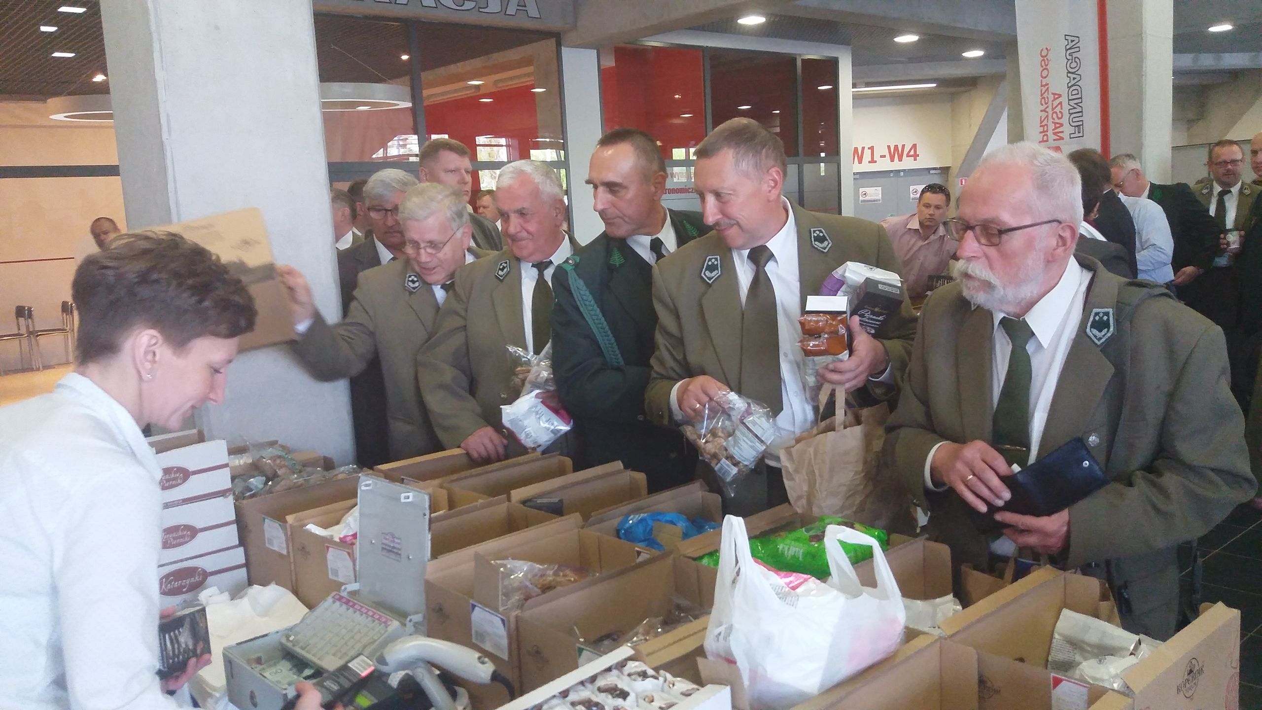 Kolejka po pierniki 