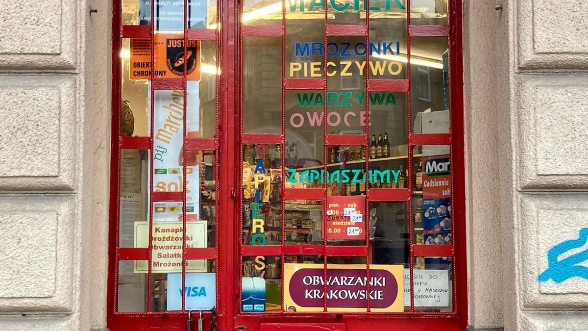 Małe sklepiki- Pyszności źródło instagram.comkrakowisia