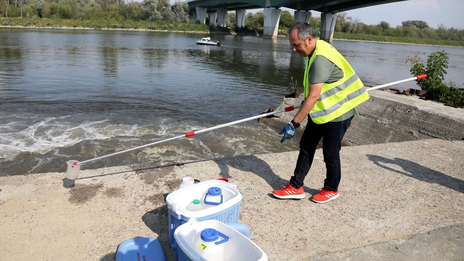 Wisła. Warszawa. Awaria oczyszczalni ścieków "Czajka"