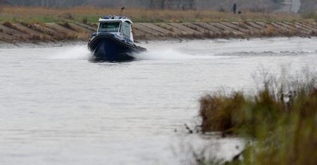 Akcja policji w Warszawie. Z Wisły wyłowiono ciało