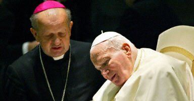 Abp Dziwisz: przyjeżdżam do Krakowa jak do rodziny